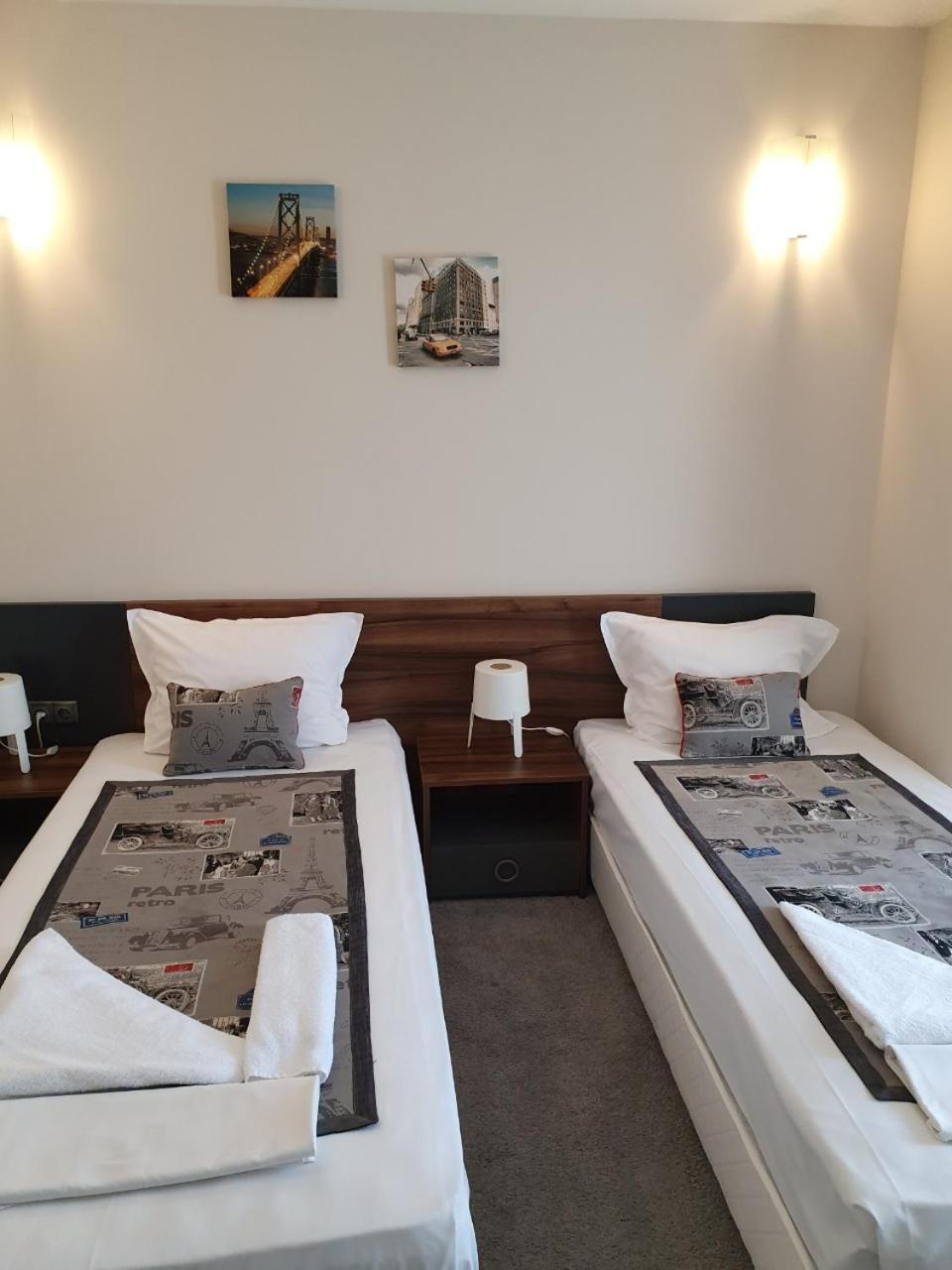 Hotel Novel City Burgas Stad Kamer foto