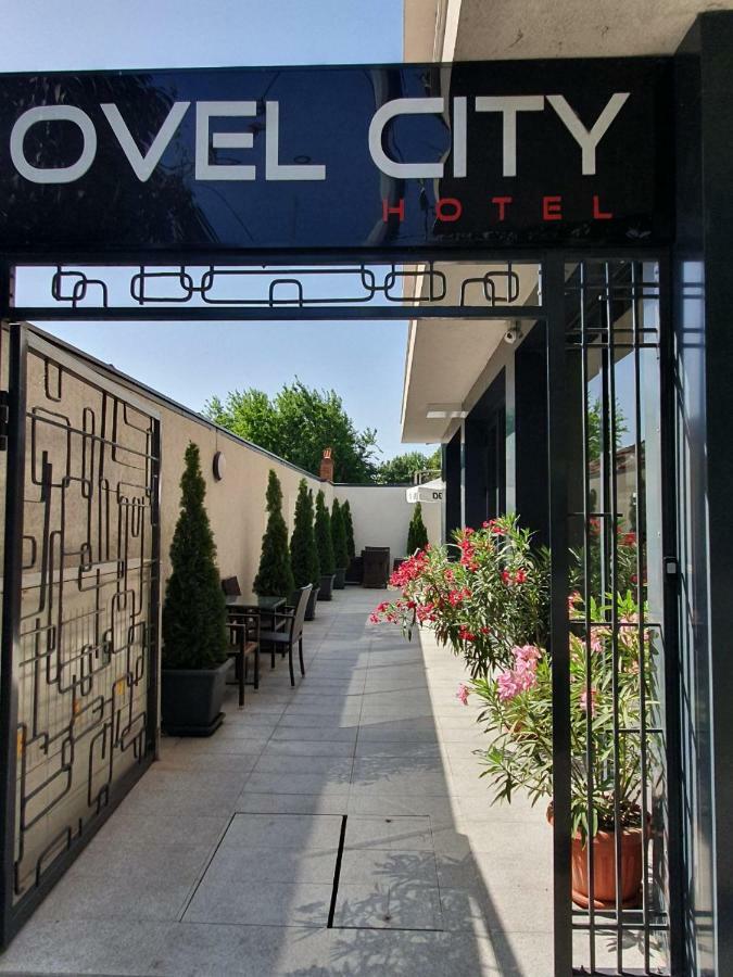 Hotel Novel City Burgas Stad Buitenkant foto